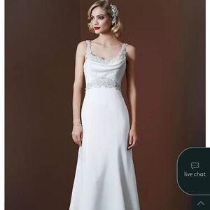 David’s Bridal Galina Wedding Dress